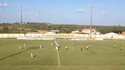 River faz um, leva dois em dois minutos e perde a primeira partida das oitavas de finais