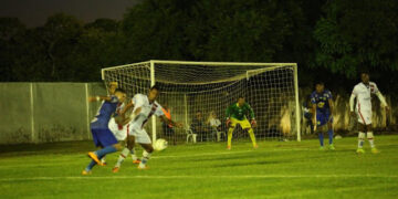 Altos goleia o Piauí e confirma vaga na final do segundo turno