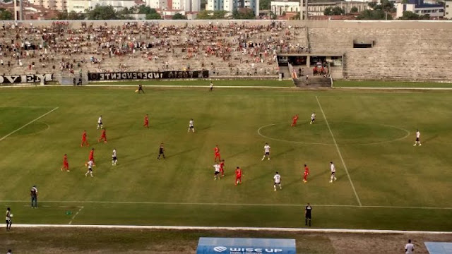 River tem dois expulsos, perde para o Botafogo-PB e afunda na zona de rebaixamento