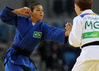Pensando em Tóquio 2020, Sarah Menezes confirma mudança de peso e vai lutar na categoria até 52kg
