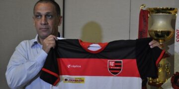 Flamengo-PI anuncia Celso Teixeira como novo técnico e o atacante Eduardo, que também será diretor de futebol