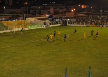 Com dois de Raphael Freitas, Picos empata com o River em jogão na estreia no Campeonato Piauiense 2017