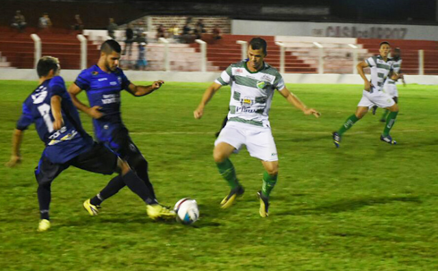 Altos faz três no final, atropela Parnahyba e fica com a mão na taça do Piauiense