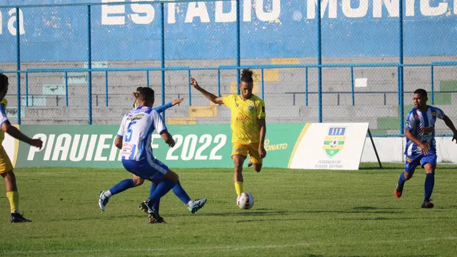 Série B 2022: Comercial e Ferroviário vencem e estão perto da elite