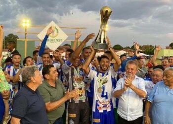Comercial vence Ferroviário e é campeão da Série B